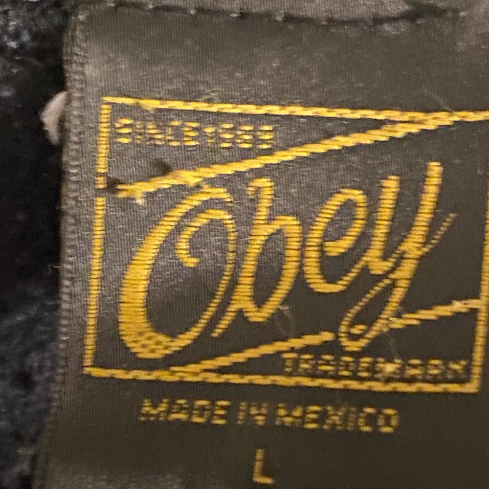 Black Obey Sweatshirt Women’s Large - Picture 4 of 4